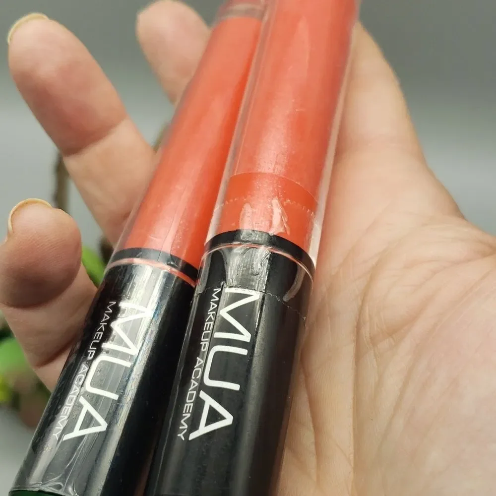 MUA Luminating Lipgloss coral bundle